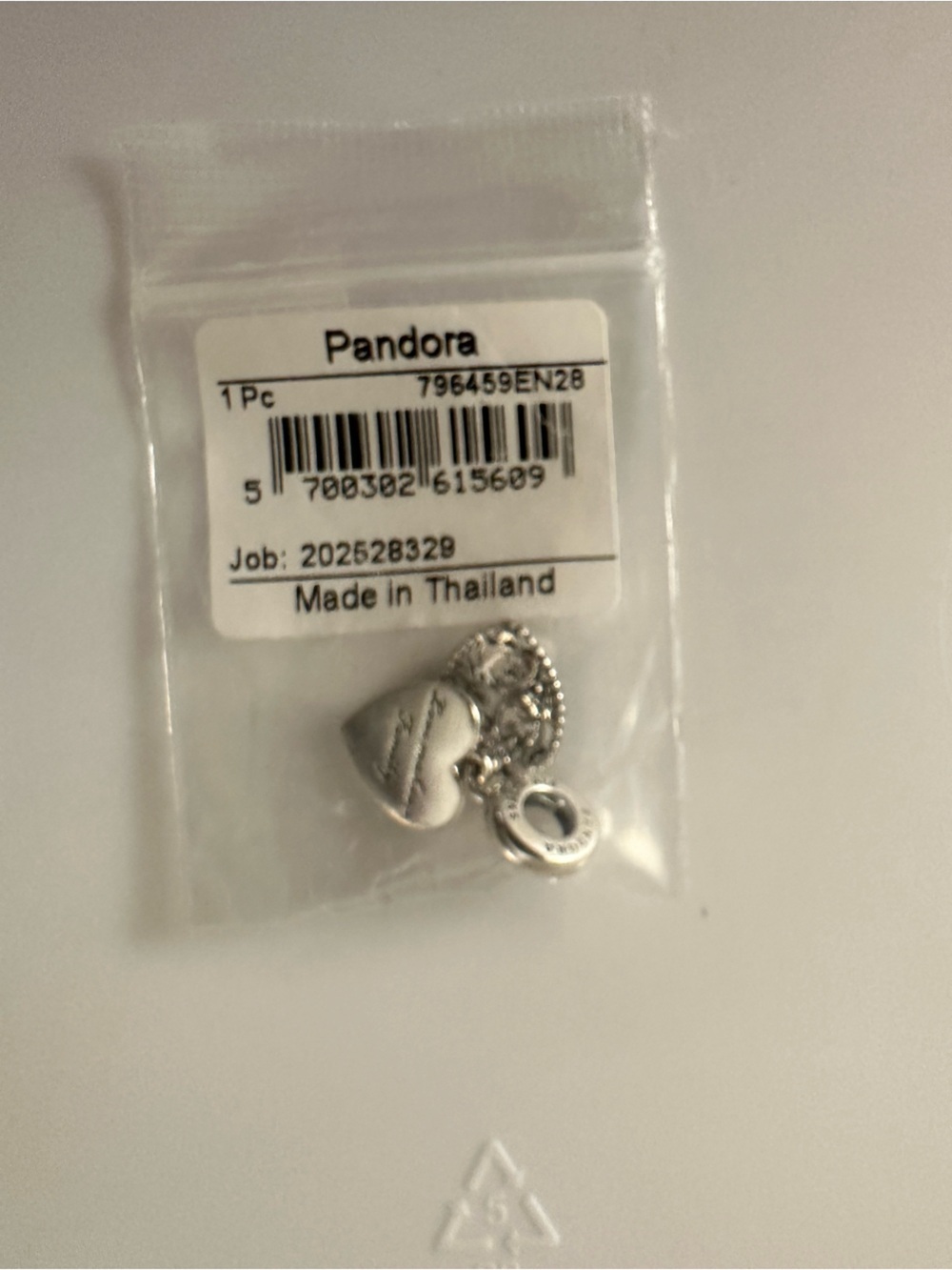 Authentic Pandora Sterling Silver Love Makes A Family Dangle Charm 796459EN28